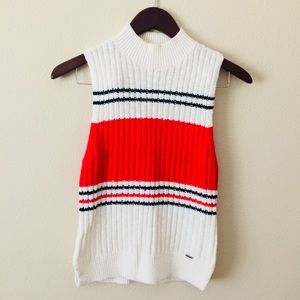 Abercrombie and Fitch Sweater-vest
